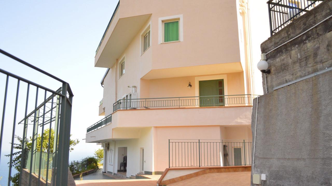 La Nave Sul Mare Di Taormina Bed & Breakfast Letojanni Dış mekan fotoğraf