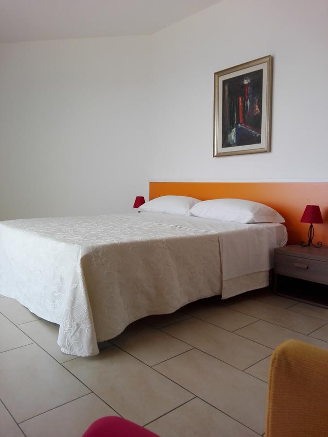 La Nave Sul Mare Di Taormina Bed & Breakfast Letojanni Dış mekan fotoğraf