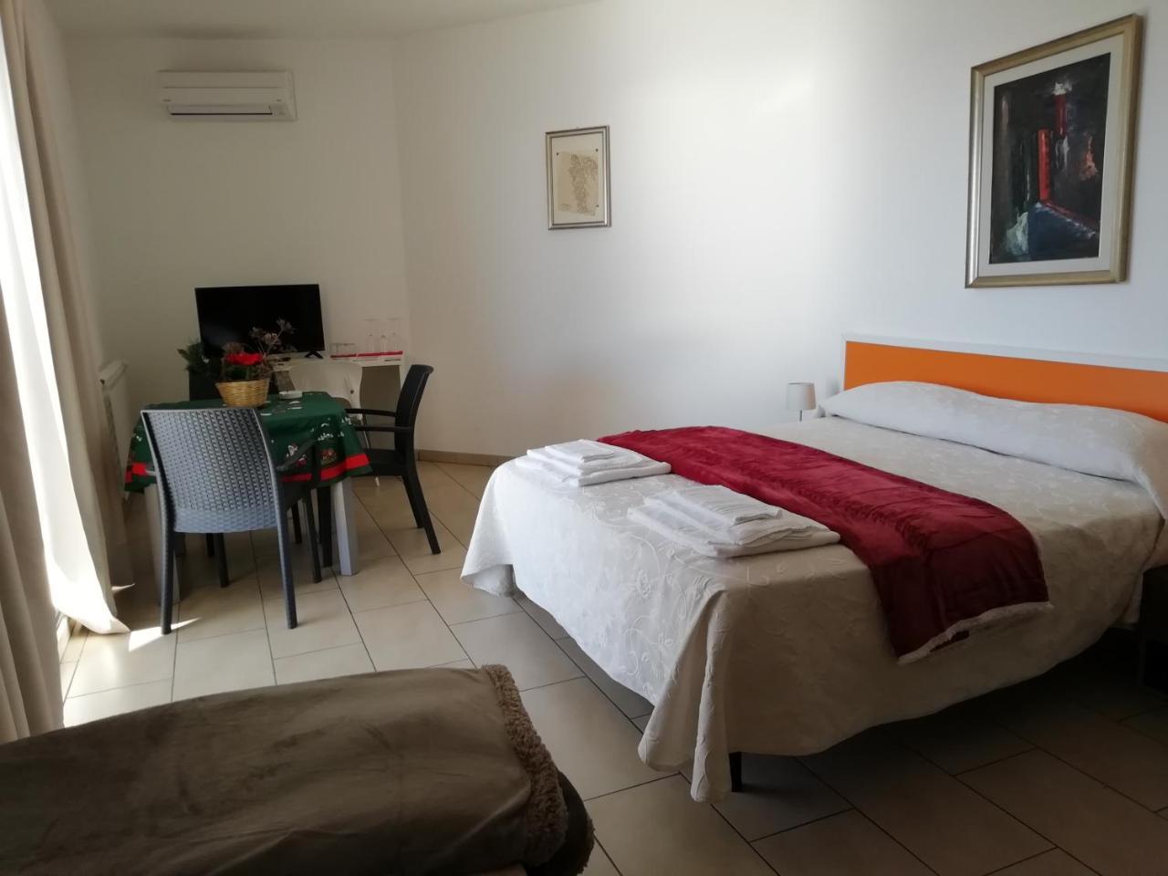 La Nave Sul Mare Di Taormina Bed & Breakfast Letojanni Dış mekan fotoğraf
