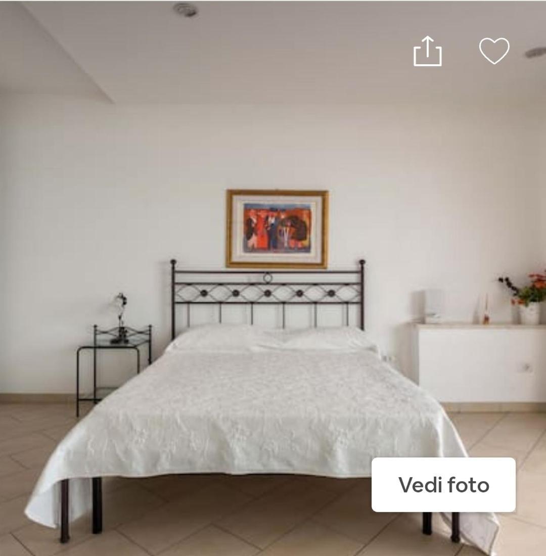 La Nave Sul Mare Di Taormina Bed & Breakfast Letojanni Dış mekan fotoğraf