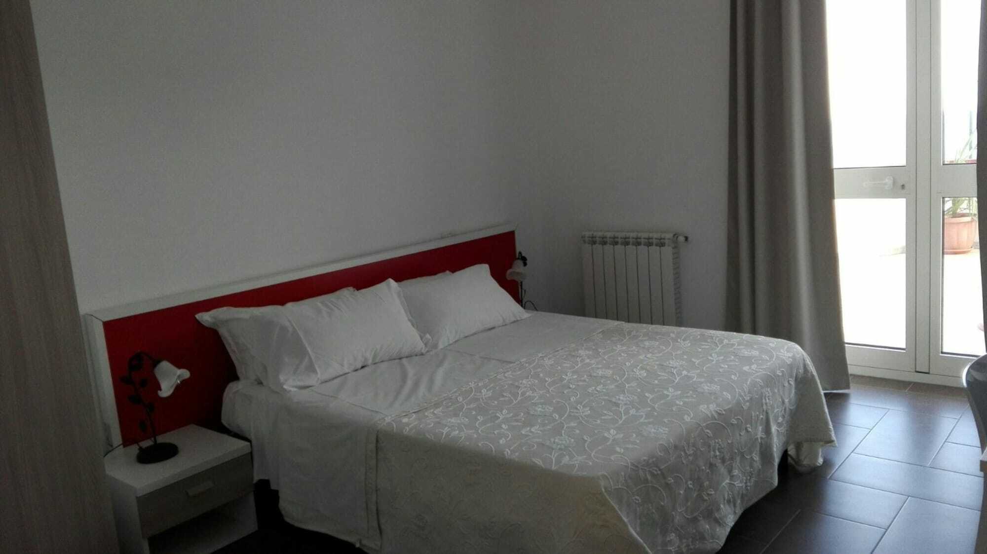 La Nave Sul Mare Di Taormina Bed & Breakfast Letojanni Dış mekan fotoğraf